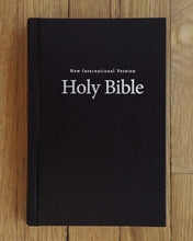 Load image into Gallery viewer, NIV, Value Pew and Worship Bible, Hardcover: New International Version, Pew &amp; Worship Hardcover
